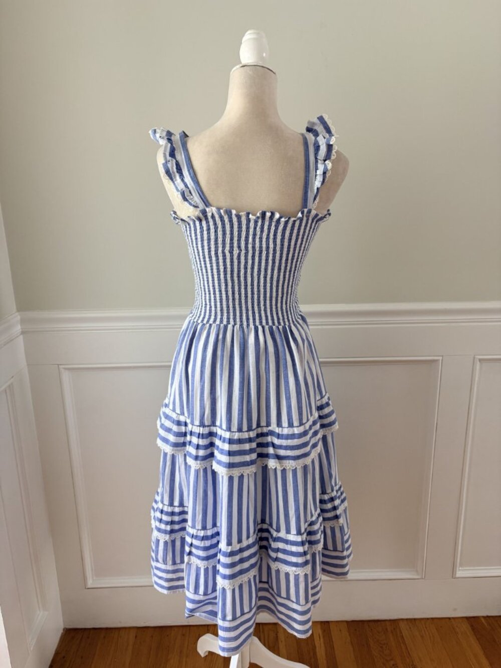 Alicia Bell Blue & White Striped Smocked Midi Dress With Tiered Skirt XS - Picture 4 of 6